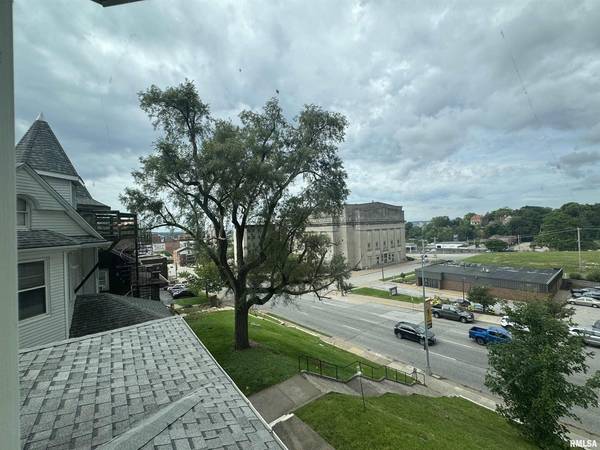707 Brady ST, Davenport, IA 52803