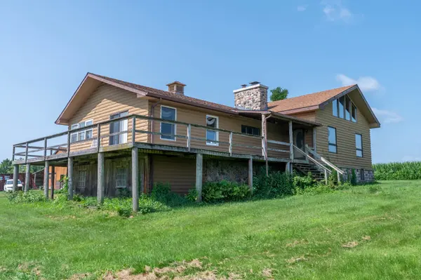 3237 W Wilderness RD, Oregon, IL 61061