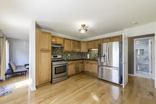 1025 Shady Lane CT, Round Lake Beach, IL 60073