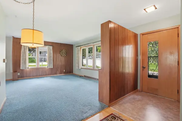 101 Havens DR NW, Elkader, IA 52403
