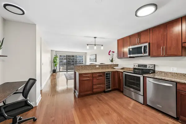 2020 N Lincoln Park West #24K, Chicago, IL 60614