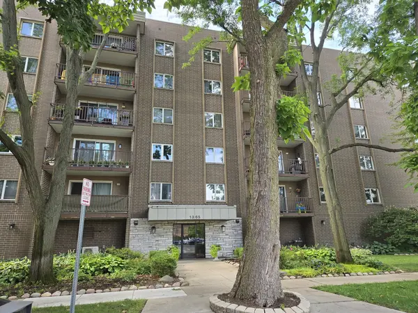 1365 Ashland AVE #204, Des Plaines, IL 60016