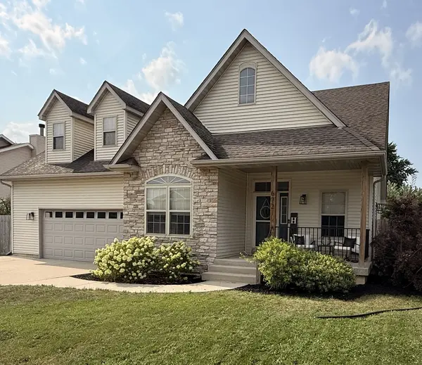 672 Country Squire CT, Morris, IL 60450