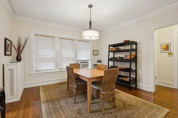 542 W Brompton AVE #1N, Chicago, IL 60657