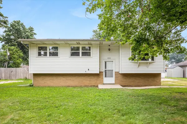 1803 Wright ST, Streator, IL 61364