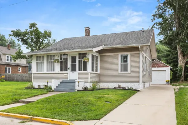 109 W Moore ST, Ottawa, IL 61350