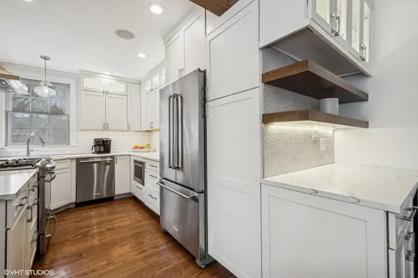 Address not disclosed, Glenview, IL 60025