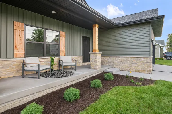 455 Rhonda RD, New Liberty, IA 52765
