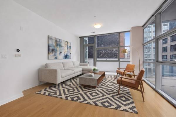 225 S Sangamon ST #306, Chicago, IL 60607