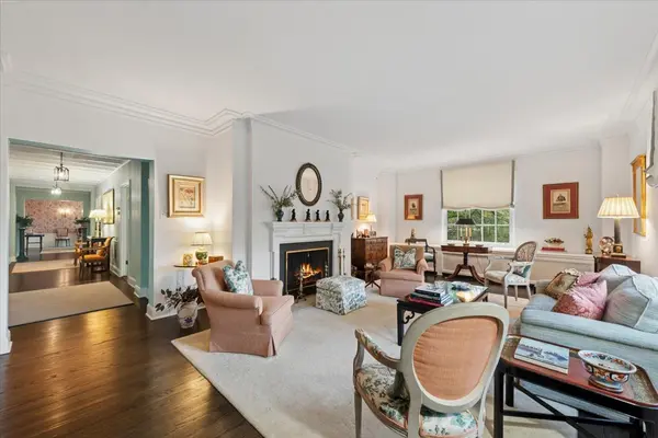 1501 Hinman AVE #4B, Evanston, IL 60201