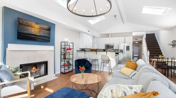 3511 N Seminary AVE #3, Chicago, IL 60657