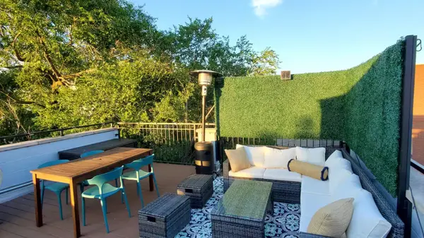 3511 N Seminary AVE #3, Chicago, IL 60657