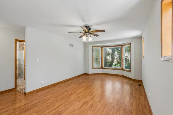 3526 N Overhill AVE, Chicago, IL 60634