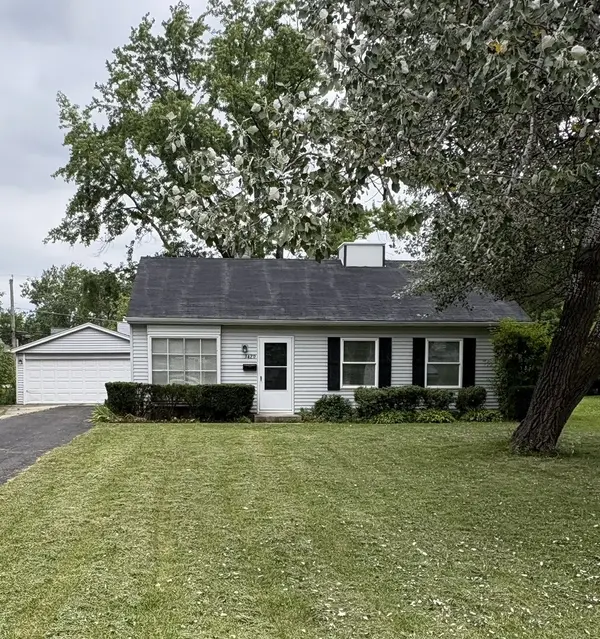 3420 Greenbriar DR, Glenview, IL 60025