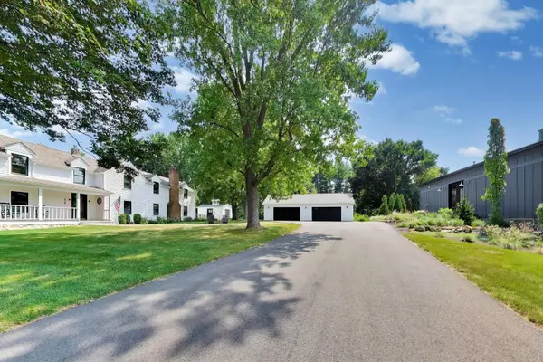 8105 Bull Valley RD, Bull Valley, IL 60098