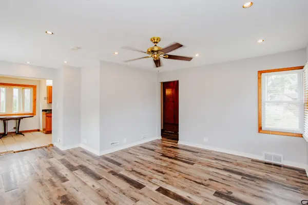 10113 McLean AVE, Melrose Park, IL 60164