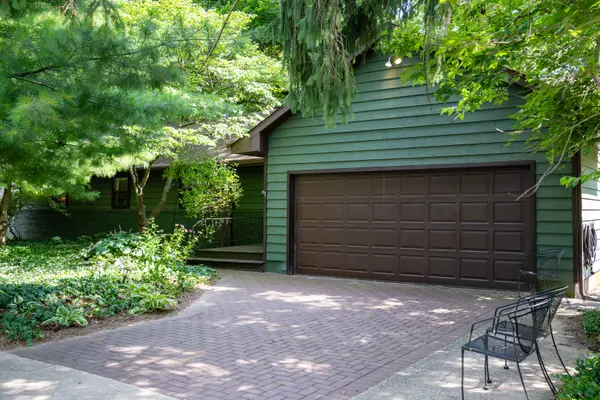 103 W Mumford DR, Urbana, IL 61801