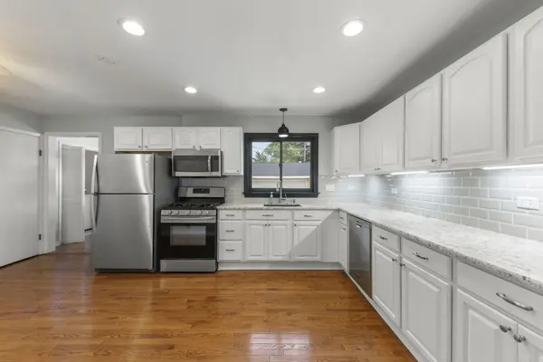 307 S Pierce AVE, Wheaton, IL 60187