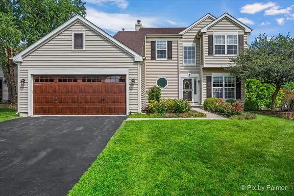 6 Elizabeth CT, Lake In The Hills, IL 60156