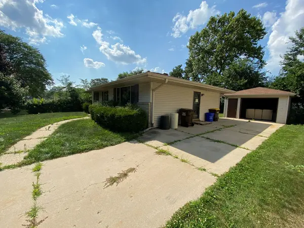 3708 Tennessee DR, Rockford, IL 61108