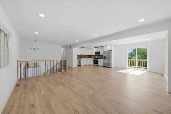 17691 Devon DR, Country Club Hills, IL 60478