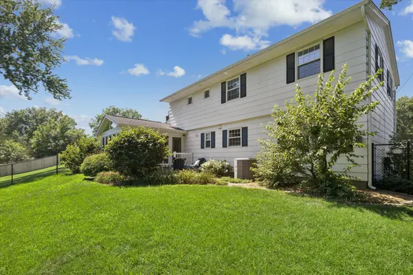 2305 E 31st ST, Davenport, IA 52807