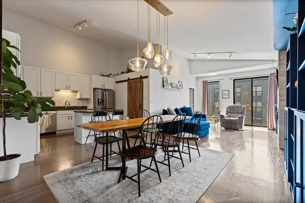 2513 N Milwaukee AVE #3N, Chicago, IL 60647