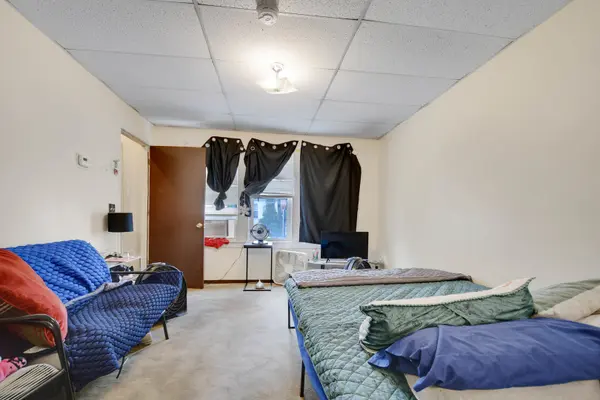 2858 W 38th PL, Chicago, IL 60632