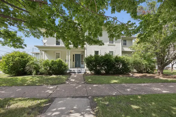 119 W North ST, Geneseo, IL 61254