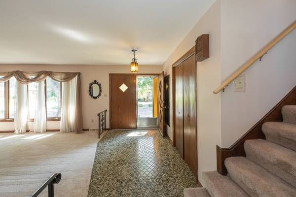 801 Memorial DR, Calumet City, IL 60409
