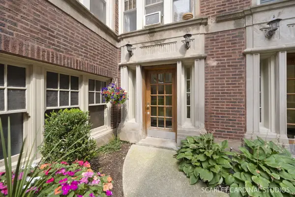 6137 N Hoyne AVE #2, Chicago, IL 60659