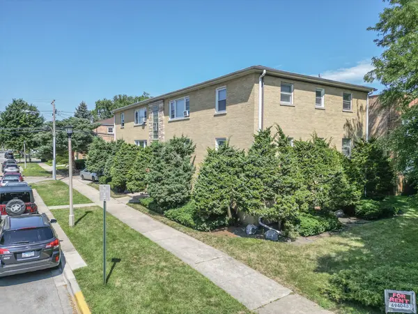 4936 Greenwood ST, Skokie, IL 60077