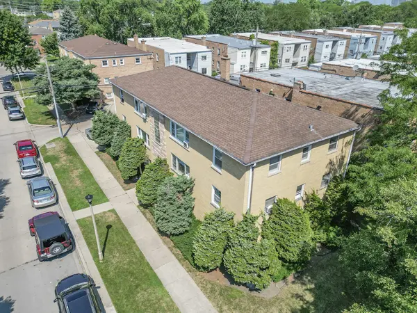4936 Greenwood ST, Skokie, IL 60077