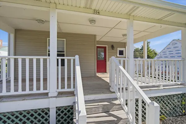 304 E Franklin ST, Carlock, IL 61725