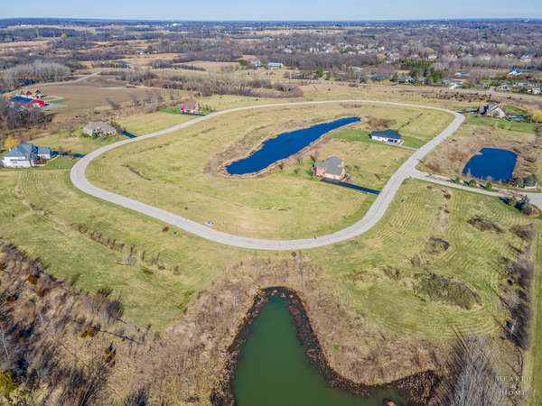 10535 Red Leaf CIR, Lakewood, IL 60014