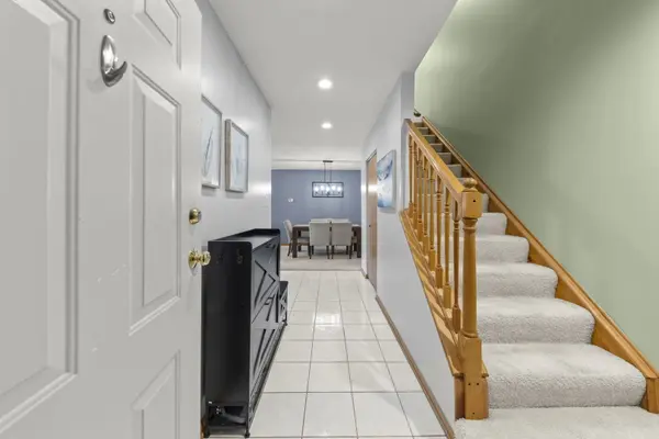 6612 Martin France CIR #3D, Tinley Park, IL 60477