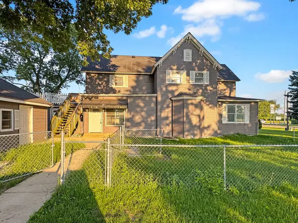 4002 W Rock Falls RD, Rock Falls, IL 61071