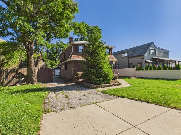 9828 W South AVE, Schiller Park, IL 60176