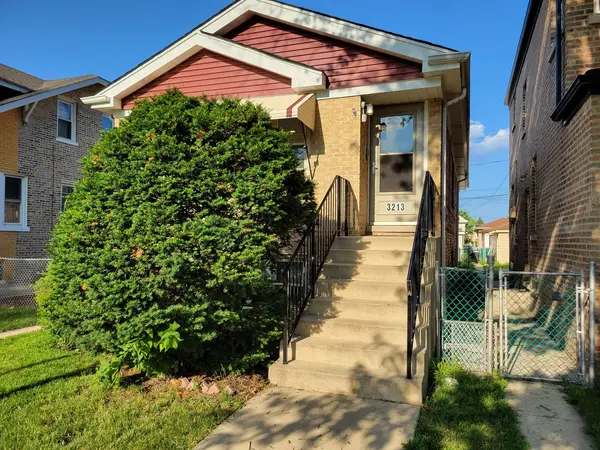 3213 Cuyler AVE, Berwyn, IL 60402