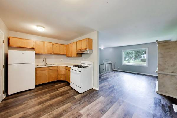 344 Bridgewood DR, Antioch, IL 60002