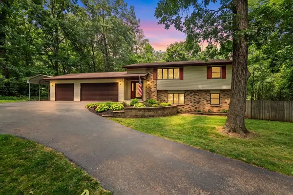6475 Possum TRL, Oregon, IL 61061