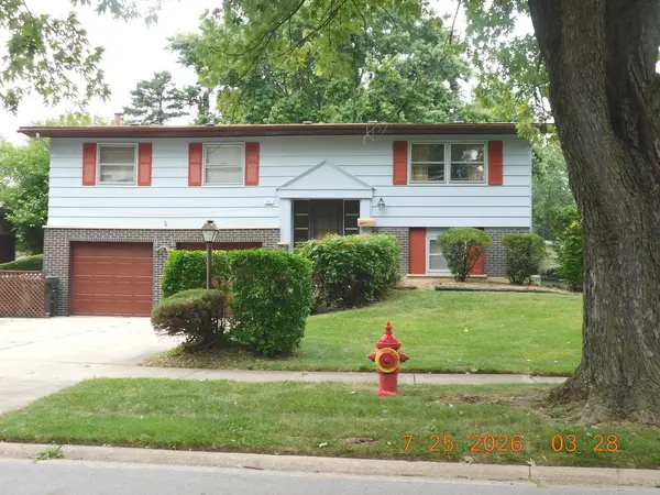 741 W Fitzhenry CT, Glenwood, IL 60425