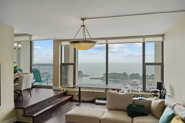 3200 N Lake Shore DR #1904, Chicago, IL 60657