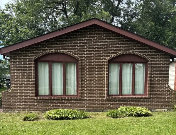 2816 Tennyson PL, Hazel Crest, IL 60429
