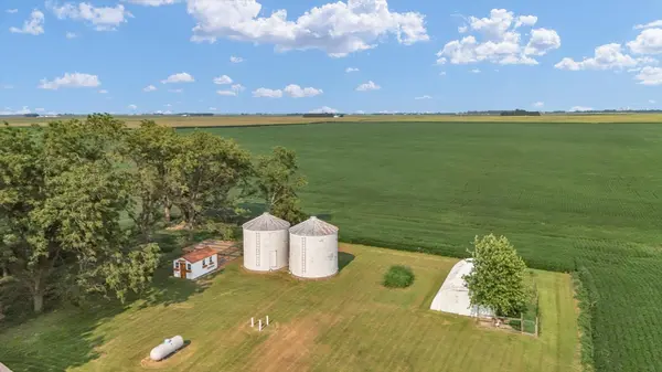 2578 County Road 1100 East E, Thomasboro, IL 61878