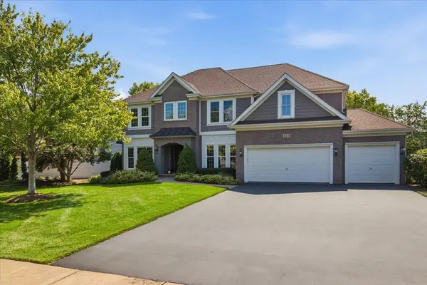441 N Sycamore LN, North Aurora, IL 60542