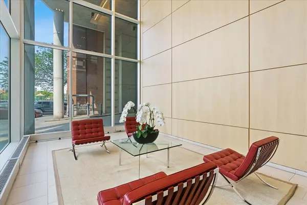 510 W Erie ST #805, Chicago, IL 60654
