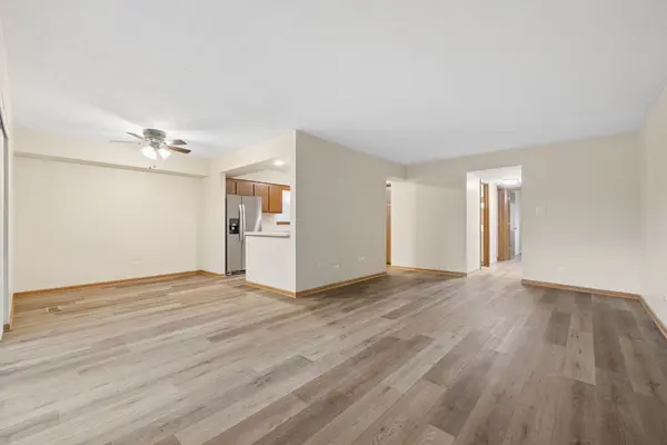 8158 169th ST #1W, Tinley Park, IL 60477