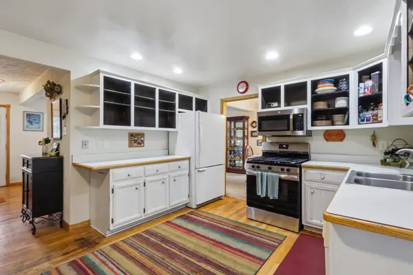 221 S Anderson RD, New Lenox, IL 60451