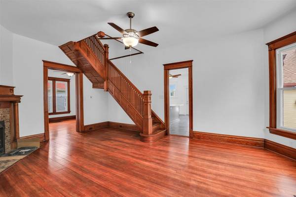202 E Daggy ST, Tuscola, IL 61953
